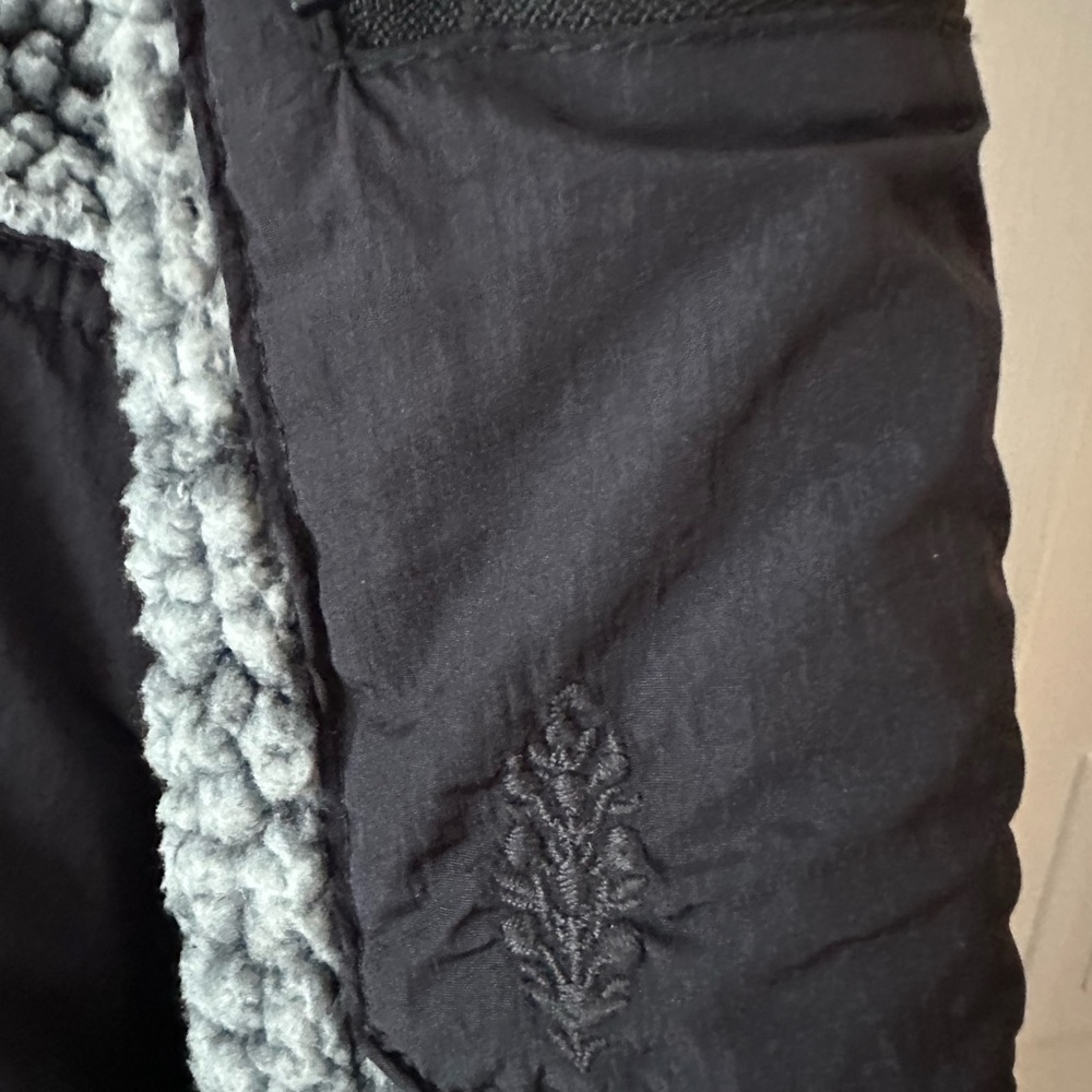 Fp Movement Free People Black And Gray Sherpa Pul… - image 2